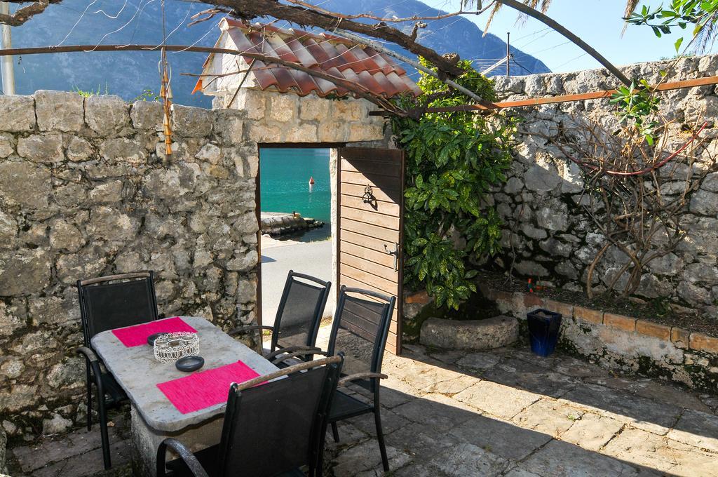Holiday Home Maris Kotor Exteriér fotografie